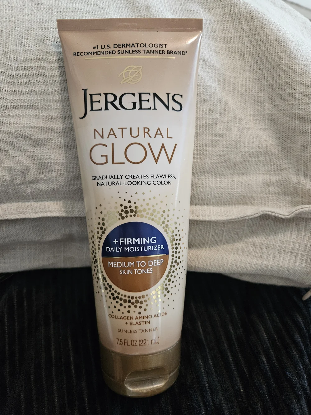Jergens Natural Glow Firming Daily Moisturizer - Gold, White, Blue